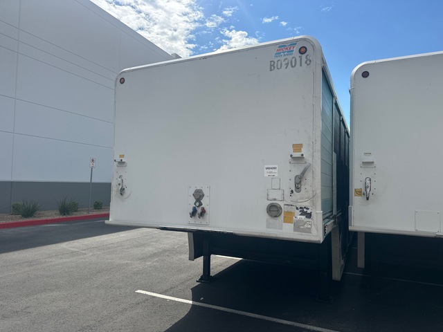 2008 Mickey 20-AT 20 Bay T/A Beverage Trailer