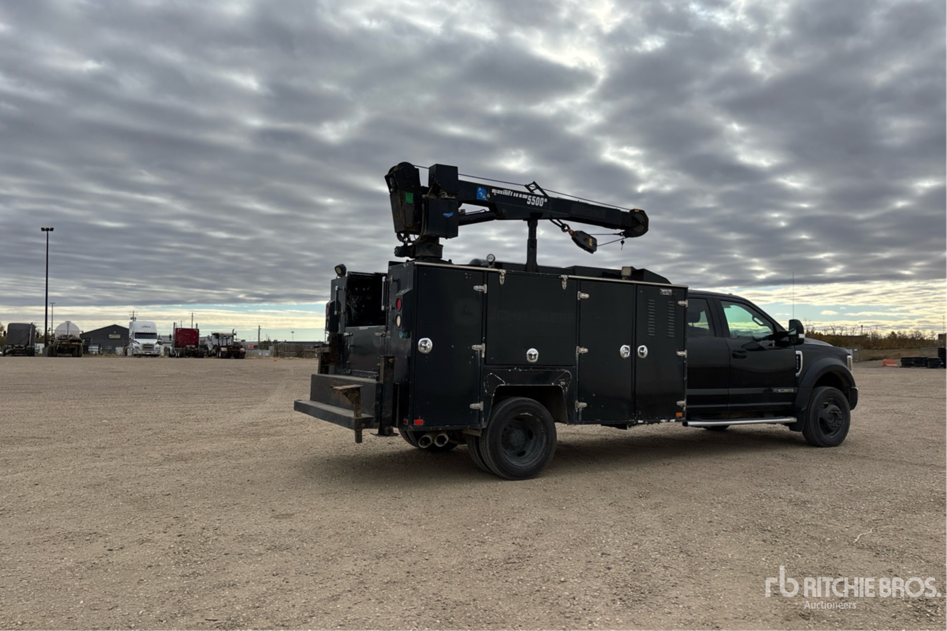 General Appearance with Picture, Right Rear Corner