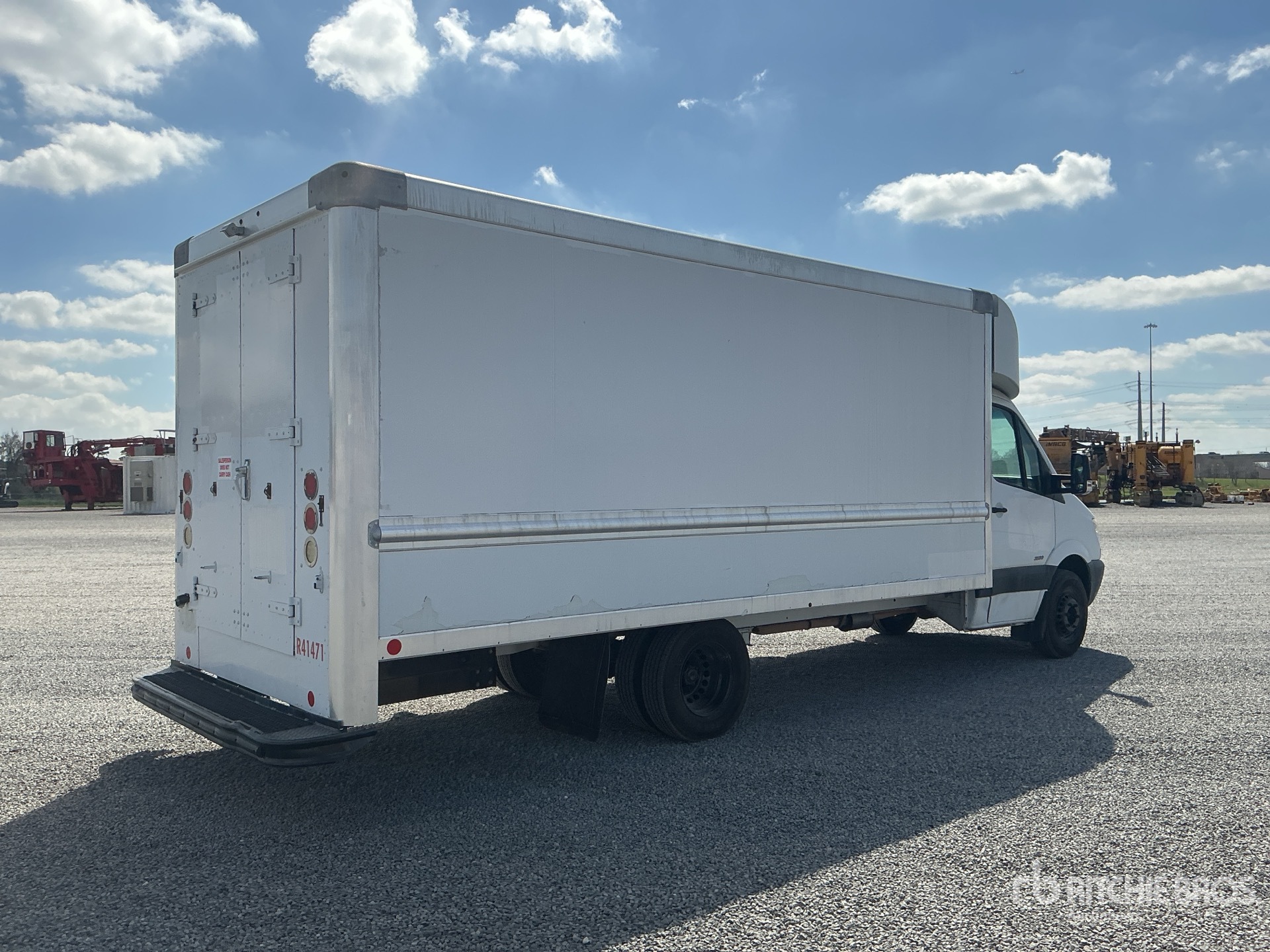 General Appearance with Bild, Ecke hinten rechts