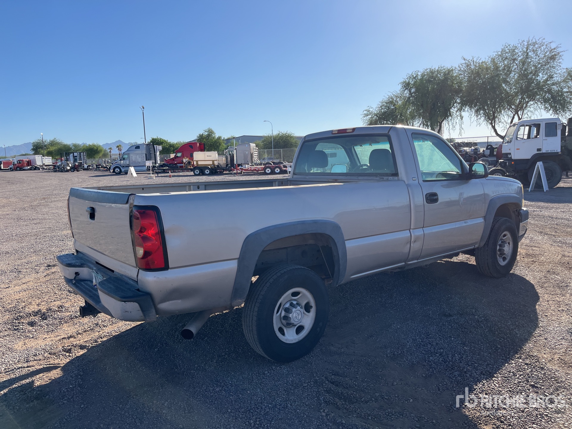 General Appearance with Picture, Right Rear Corner
