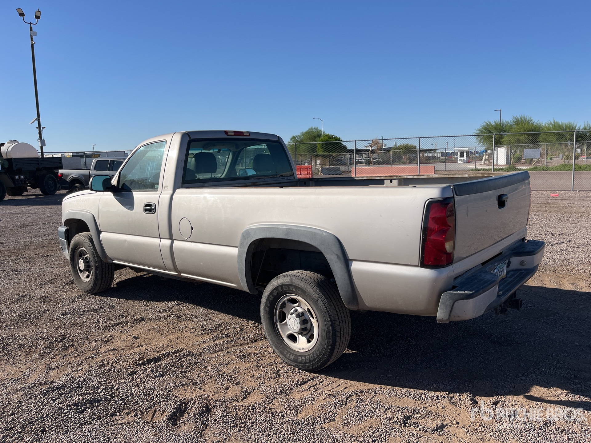 General Appearance with Picture, Left Rear Corner