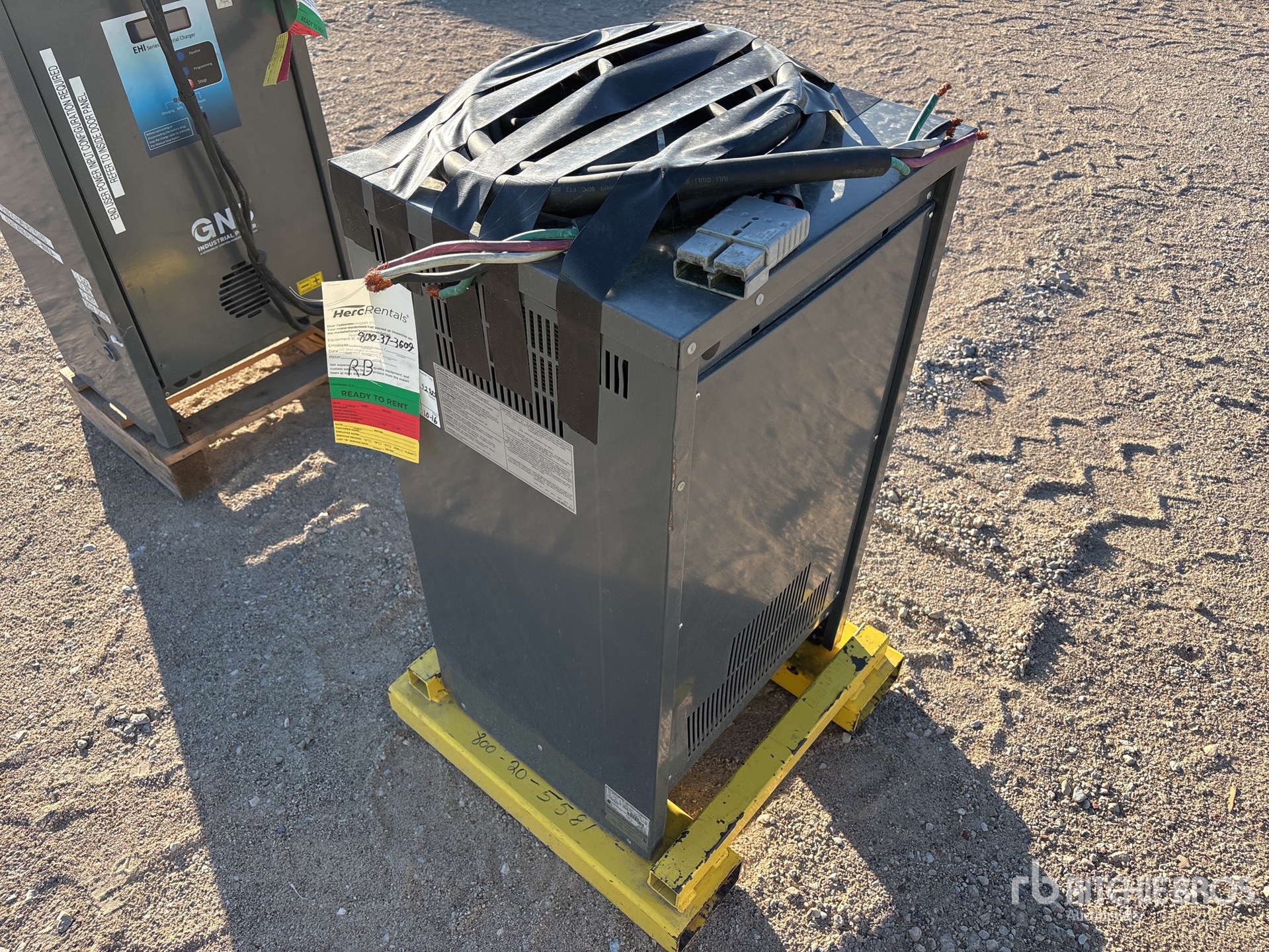 General Appearance with Bild, Ecke hinten links