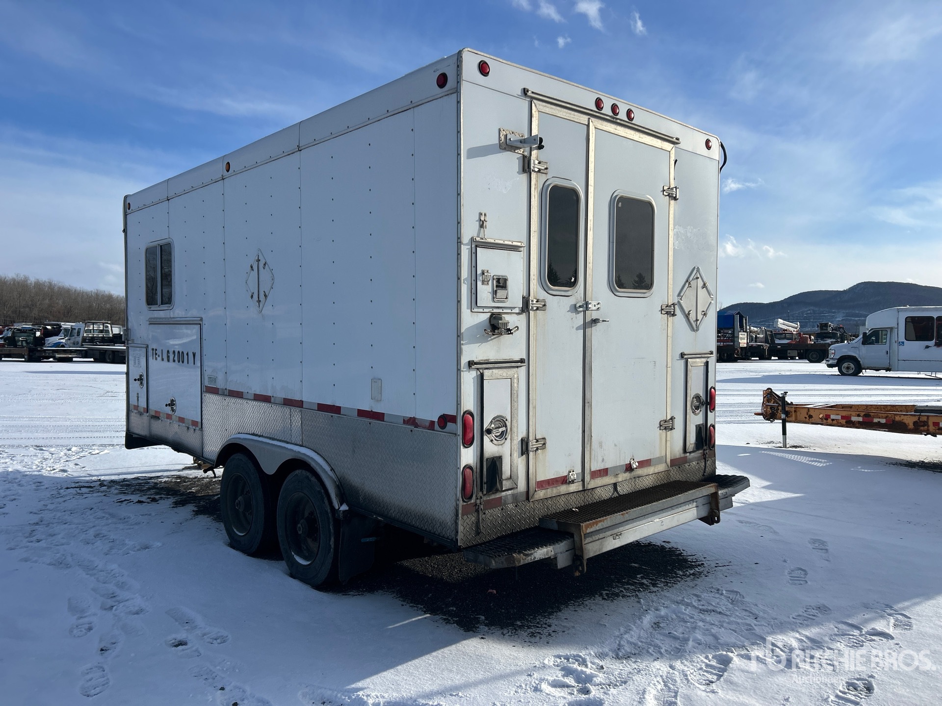 General Appearance with Imagen: esquina trasera izquierda