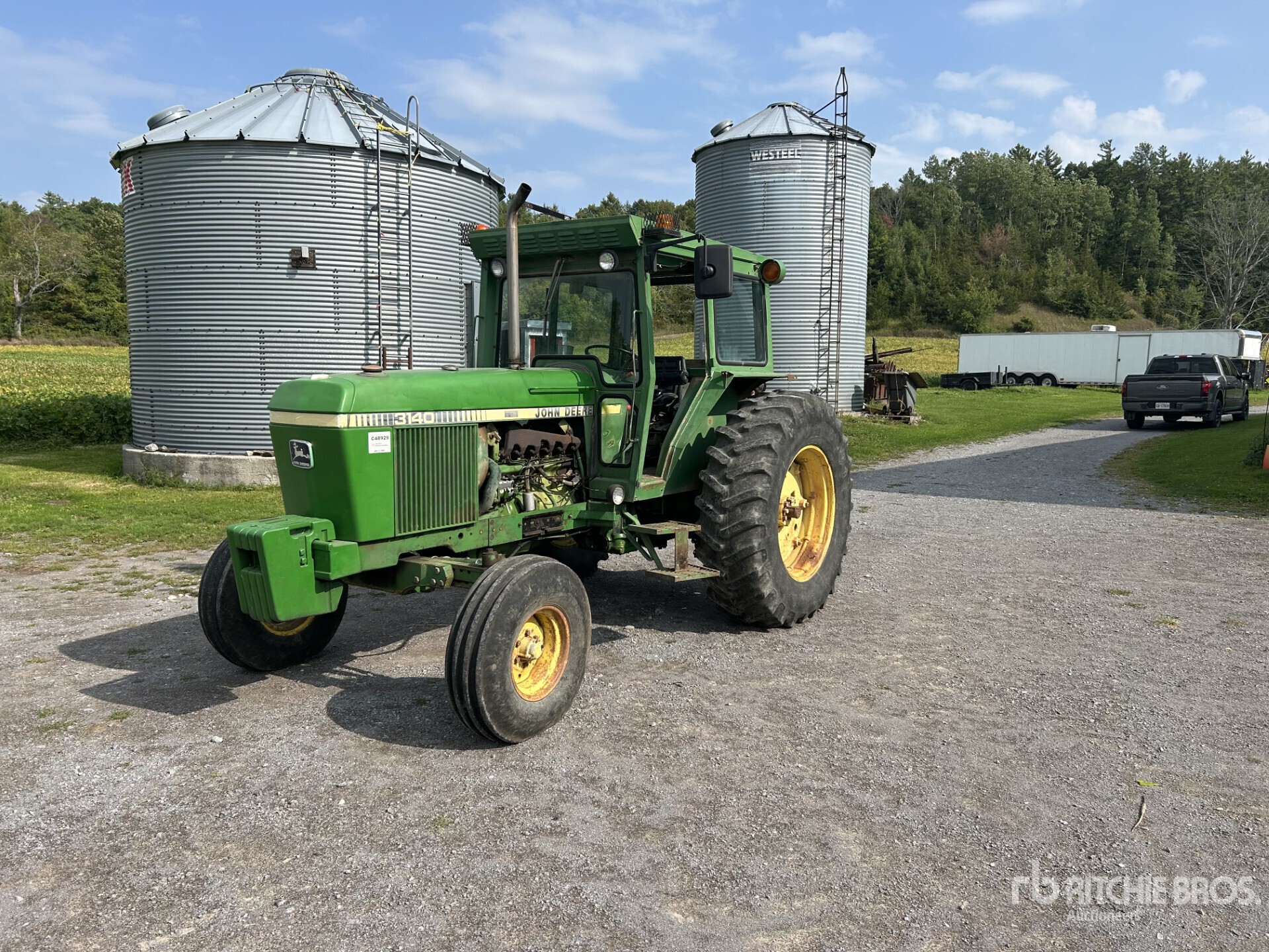 General Appearance with Featured Photo