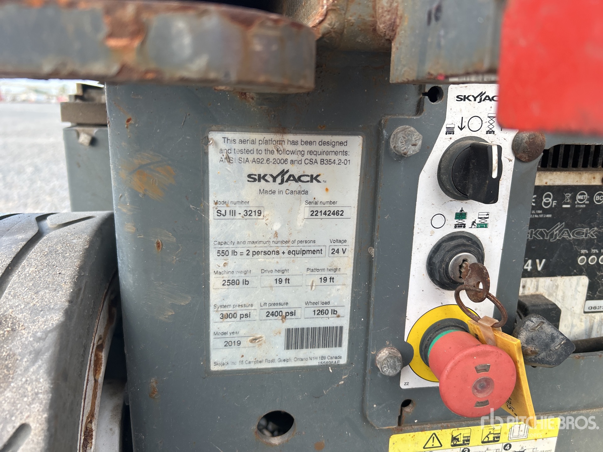 General Appearance with Numéro de série/Numéro d'identification du véhicule automobile