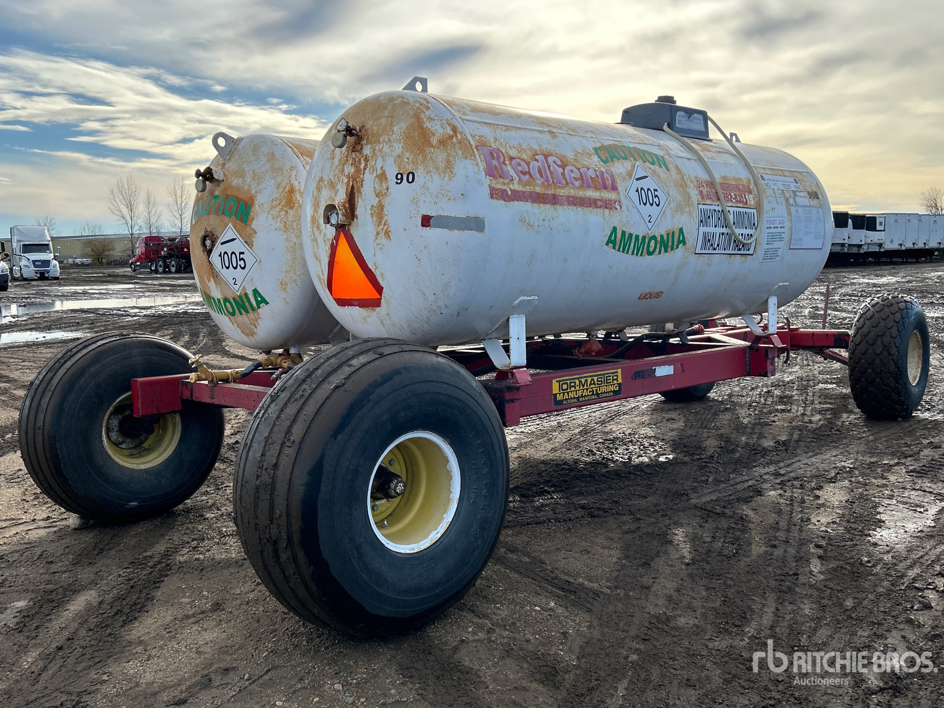 Aspect général with Image, coin arrière droit