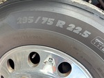 4 Underbody - Truck with 