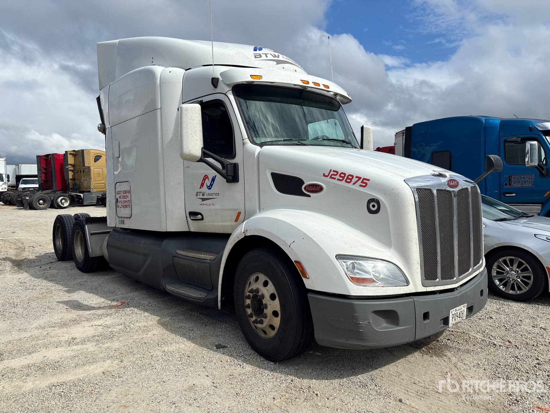 General Appearance with Imagen: esquina delantera derecha