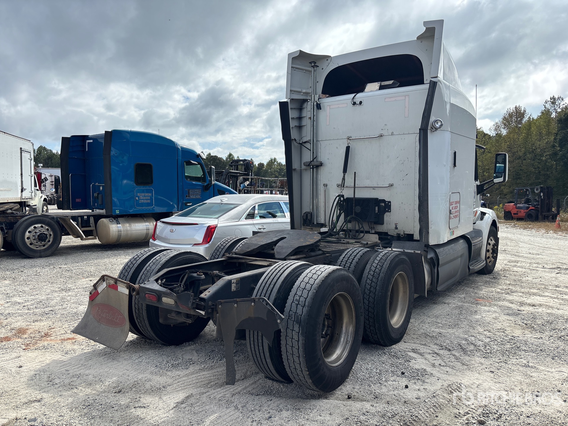 General Appearance with Imagen: esquina trasera derecha