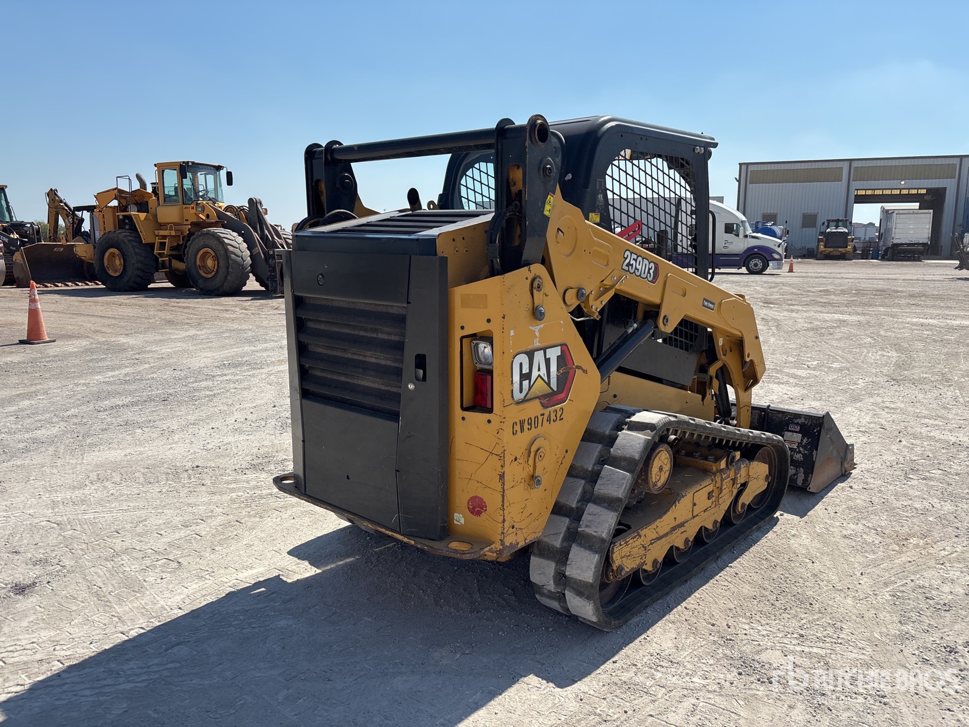 General Appearance with Picture, Right Rear Corner