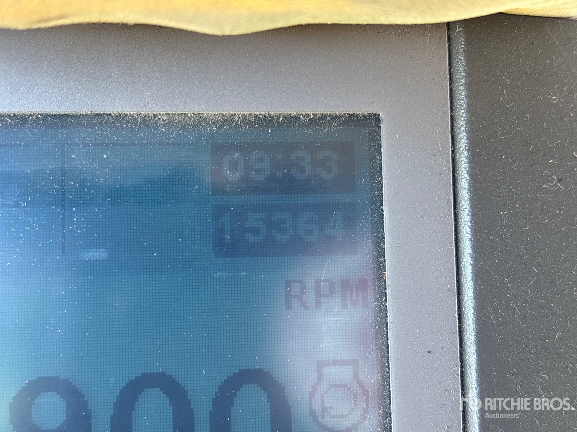 General Appearance with Hour Meter / Odometer