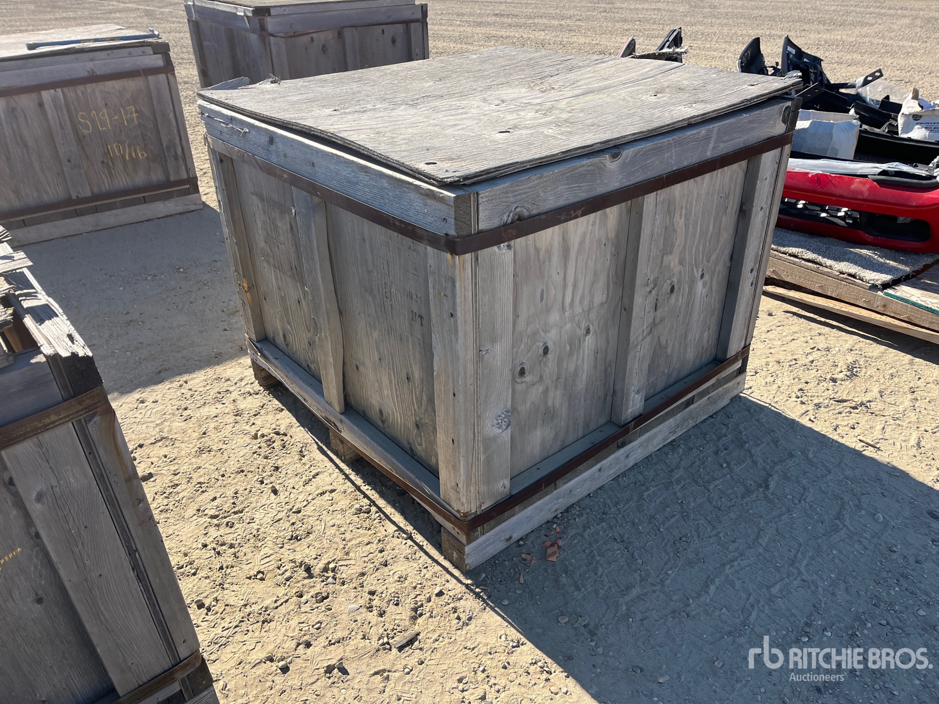 General Appearance with Picture, Right Rear Corner