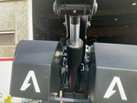 Hydraulics with Lift Cylinders