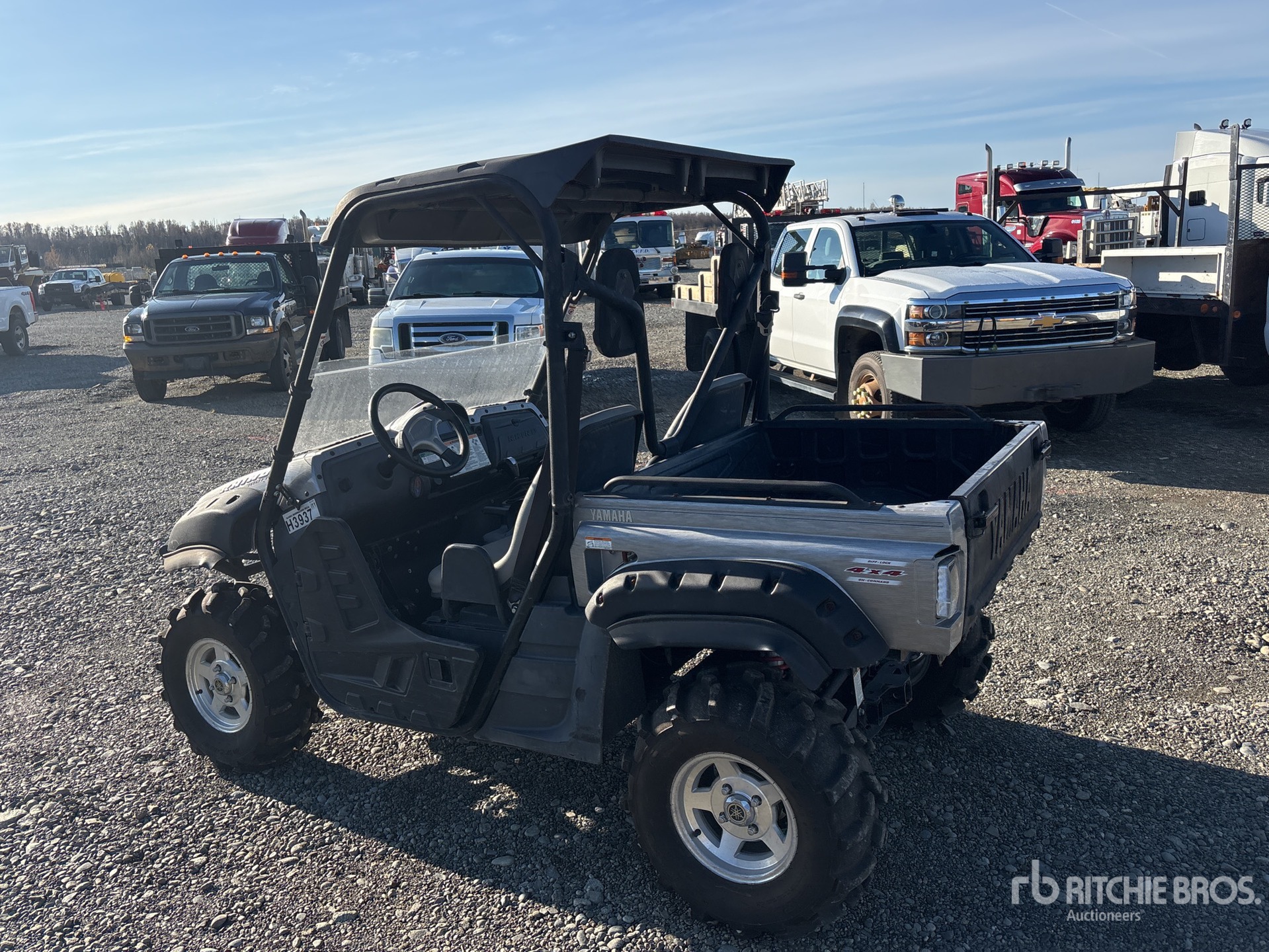 General Appearance with Picture, Left Rear Corner