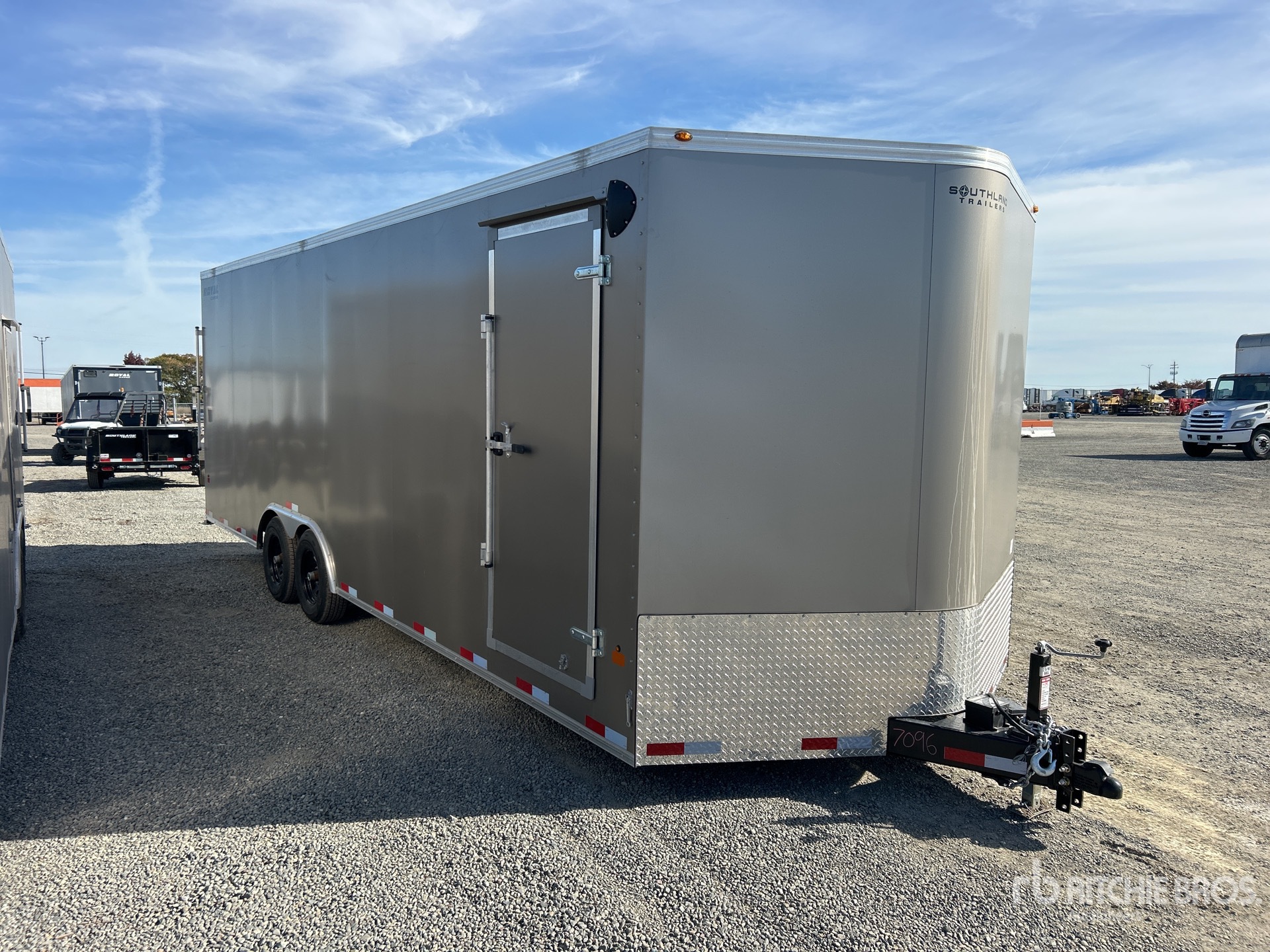 General Appearance with Bild, Ecke vorne rechts