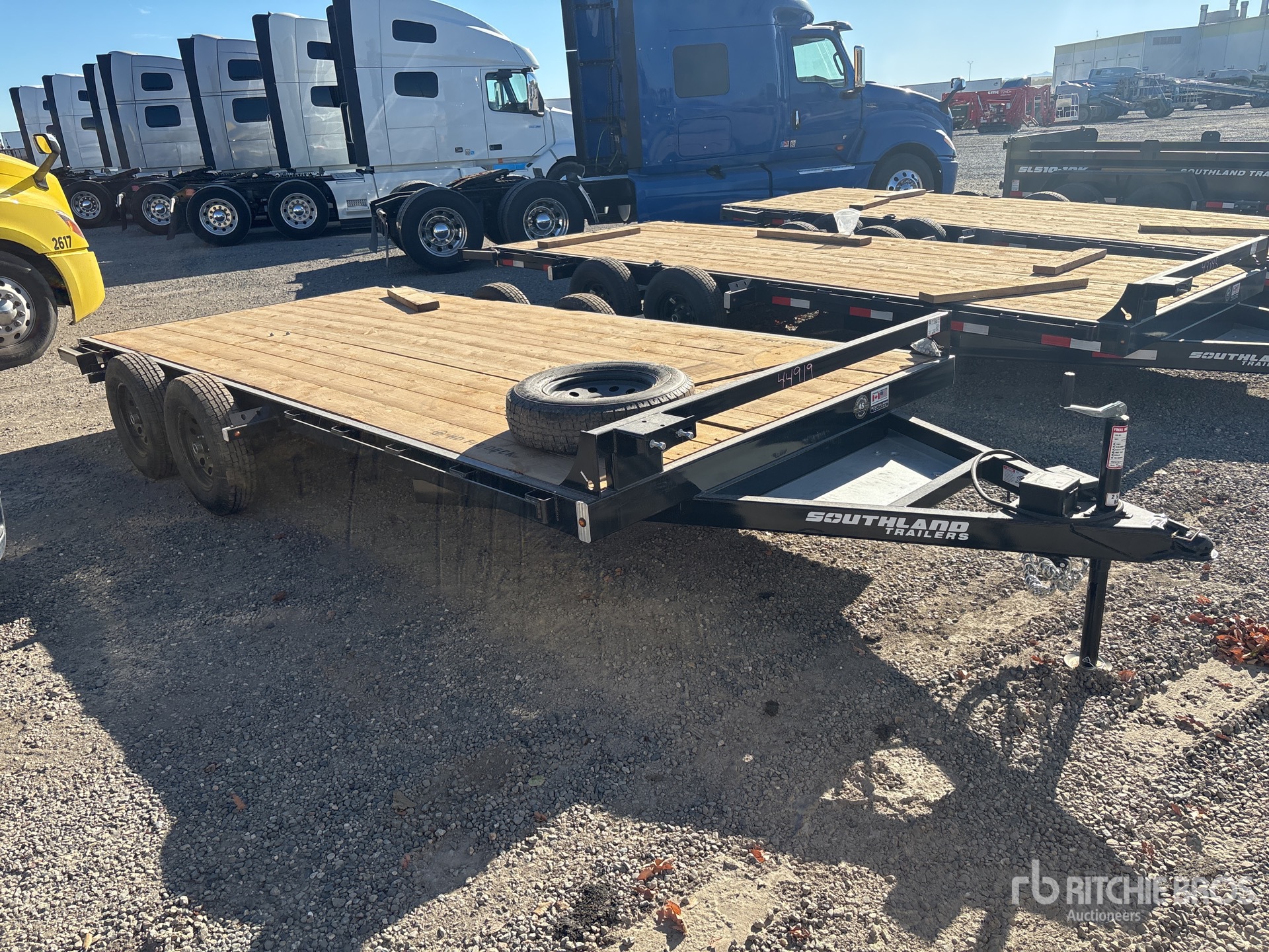 Aspect général with Image, coin avant droit