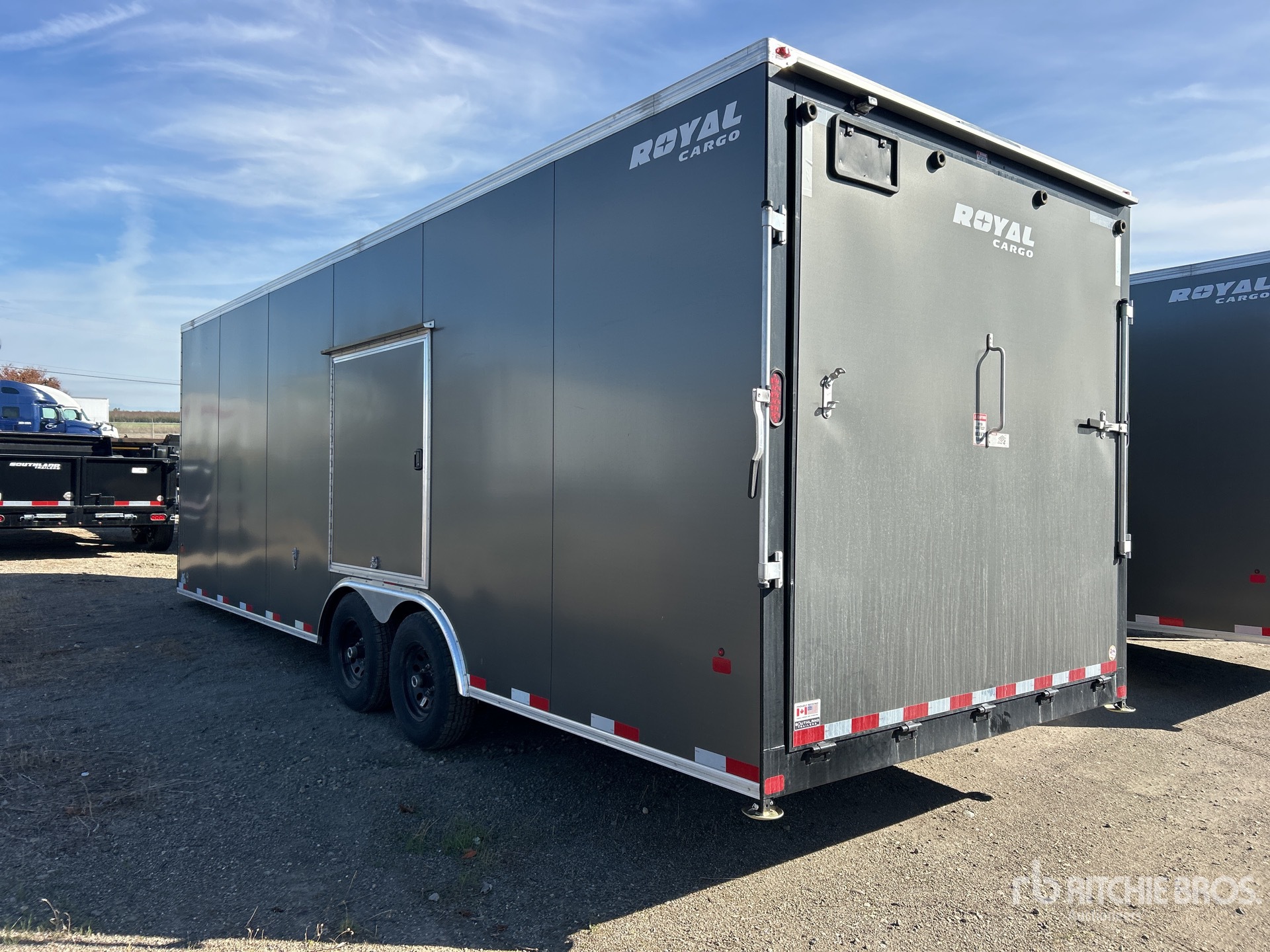 General Appearance with Bild, Ecke hinten links