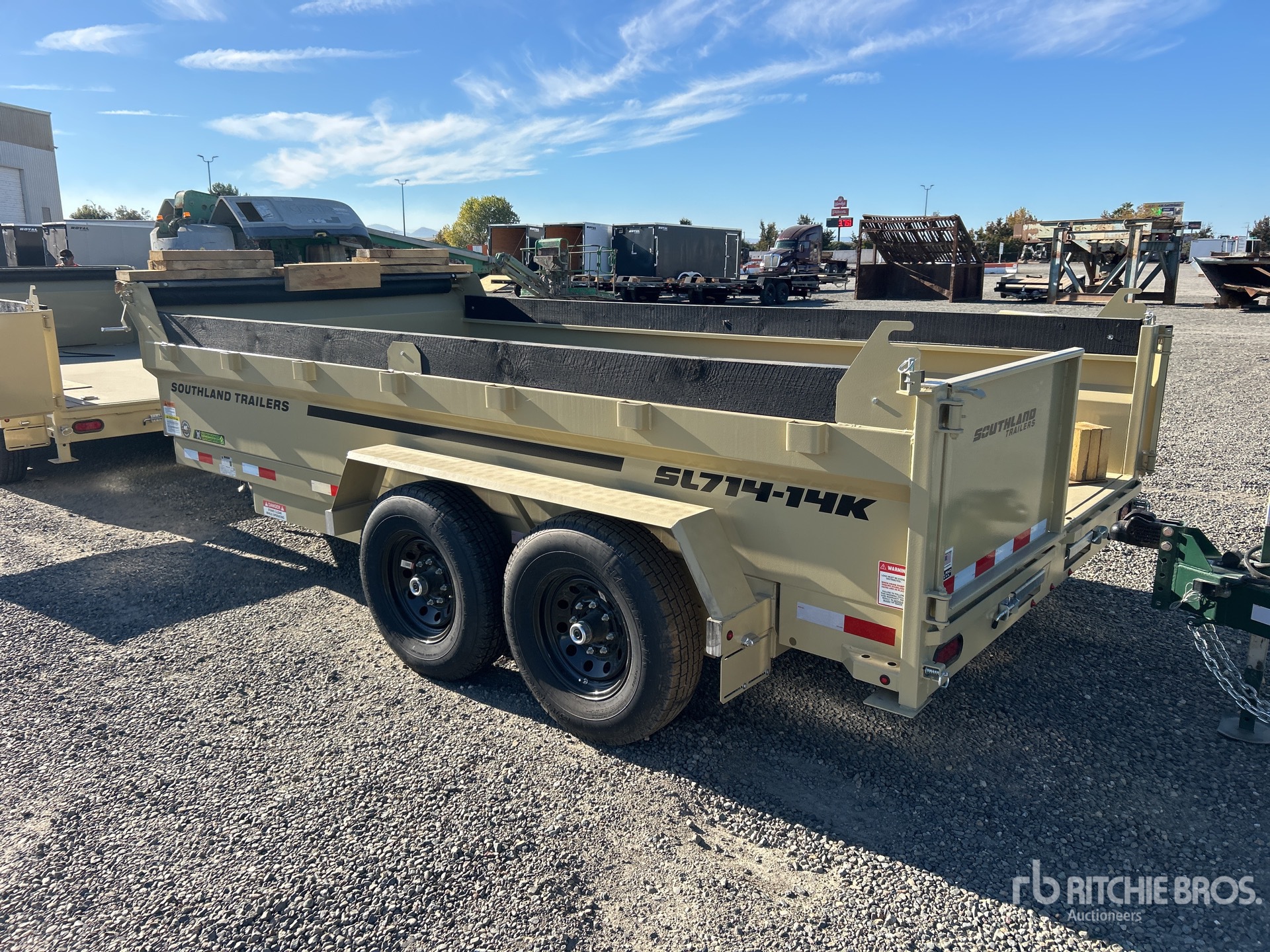 General Appearance with Imagen: esquina trasera izquierda