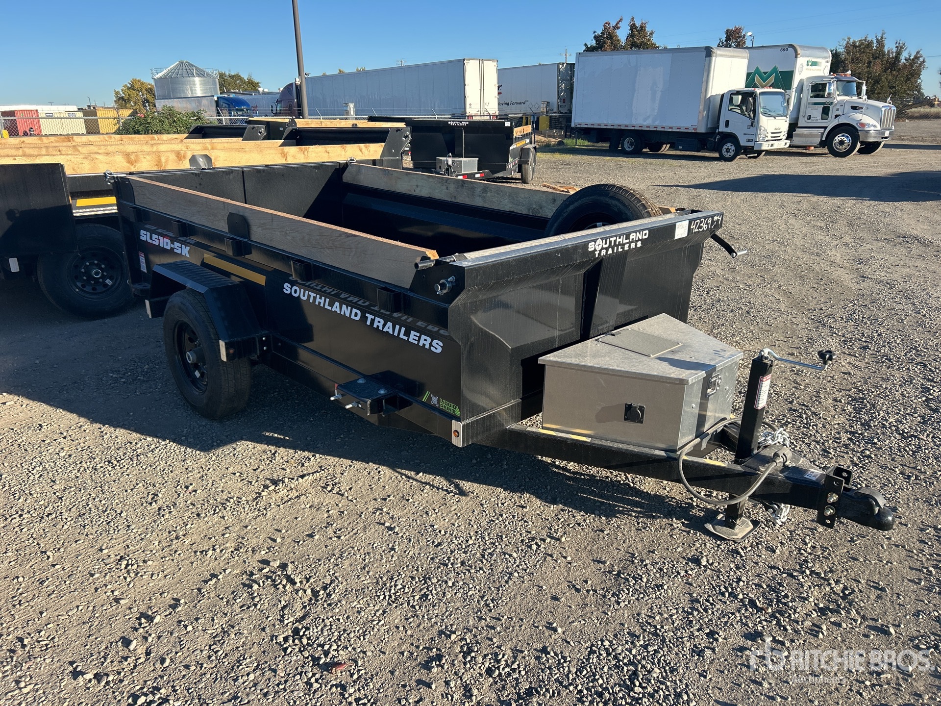 Aspect général with Image, coin avant droit