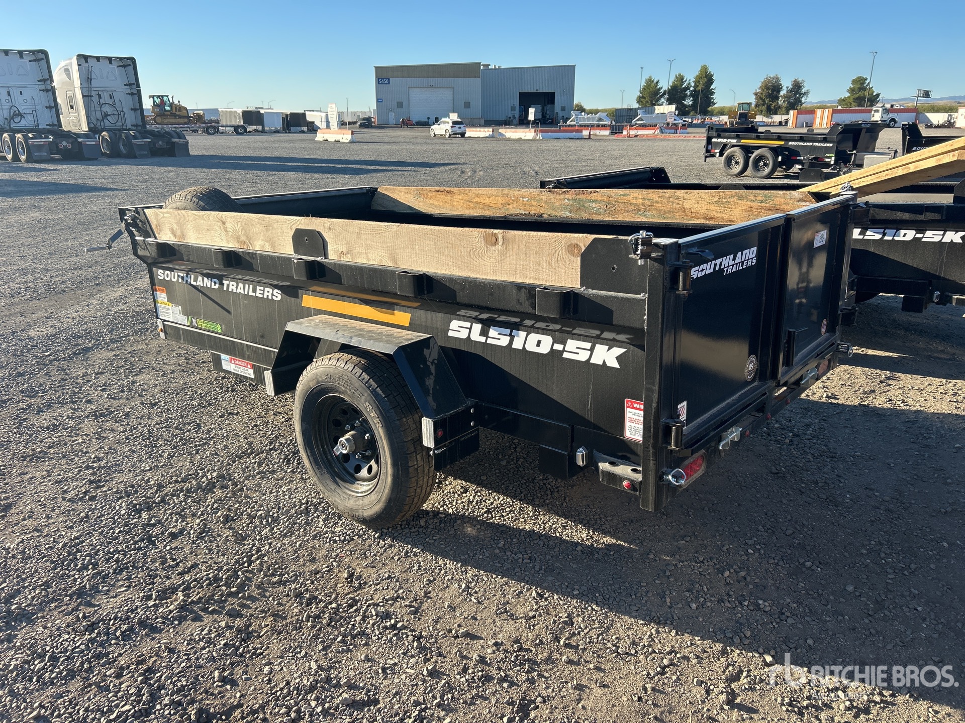 Aspect général with Image, coin arrière gauche