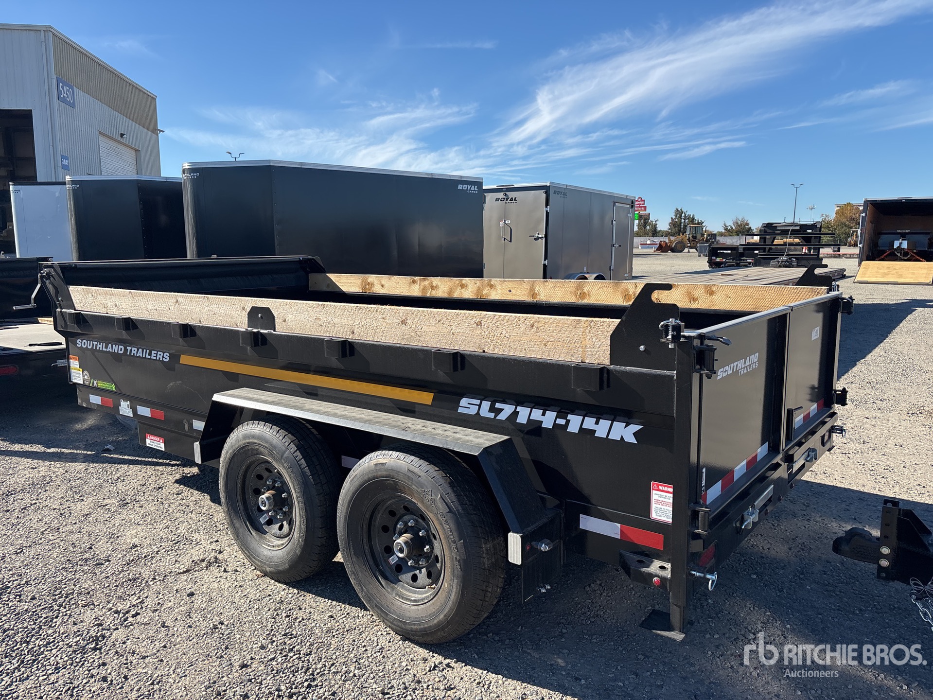 General Appearance with Bild, Ecke hinten links