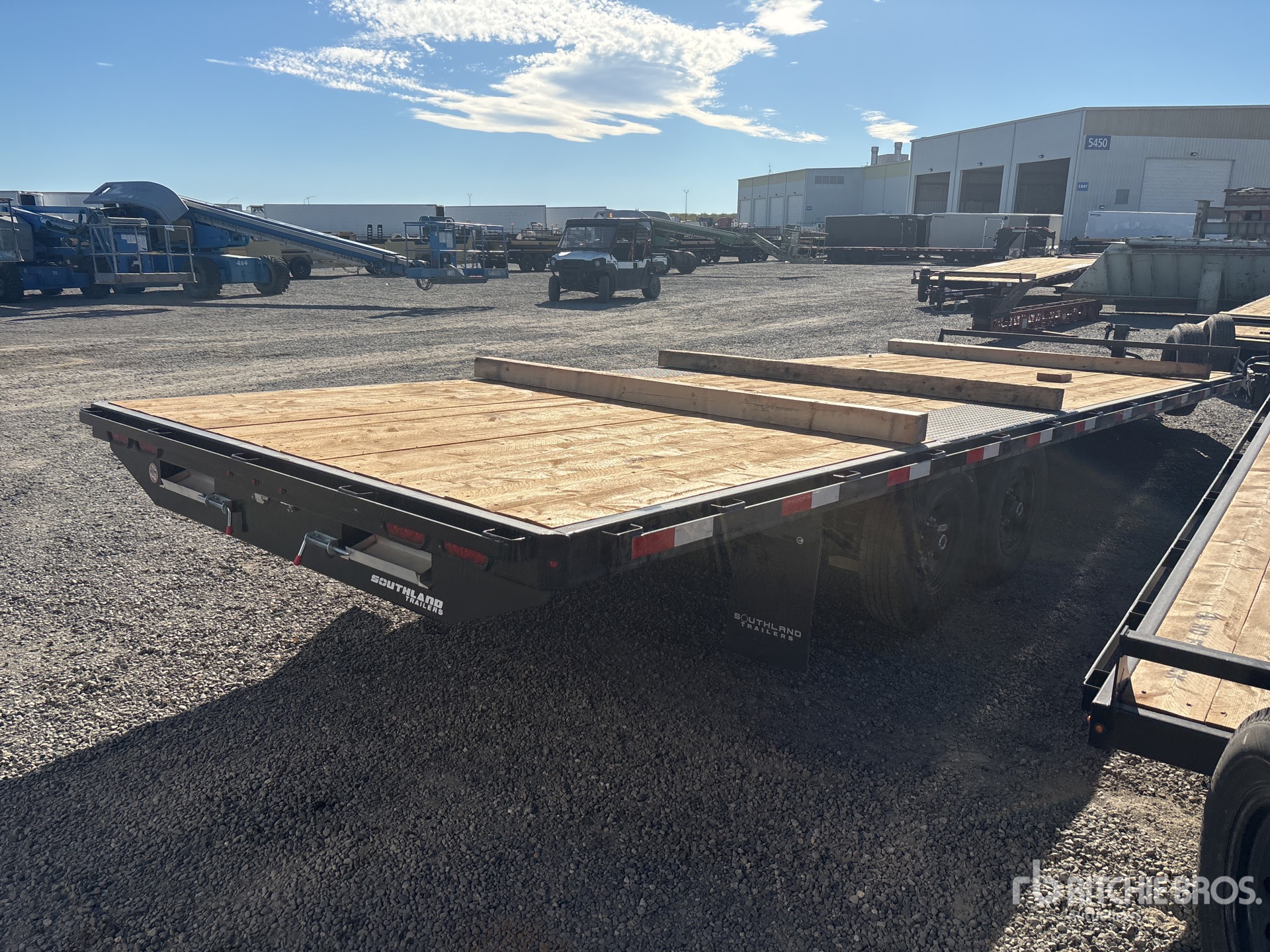 General Appearance with Imagen: esquina trasera derecha