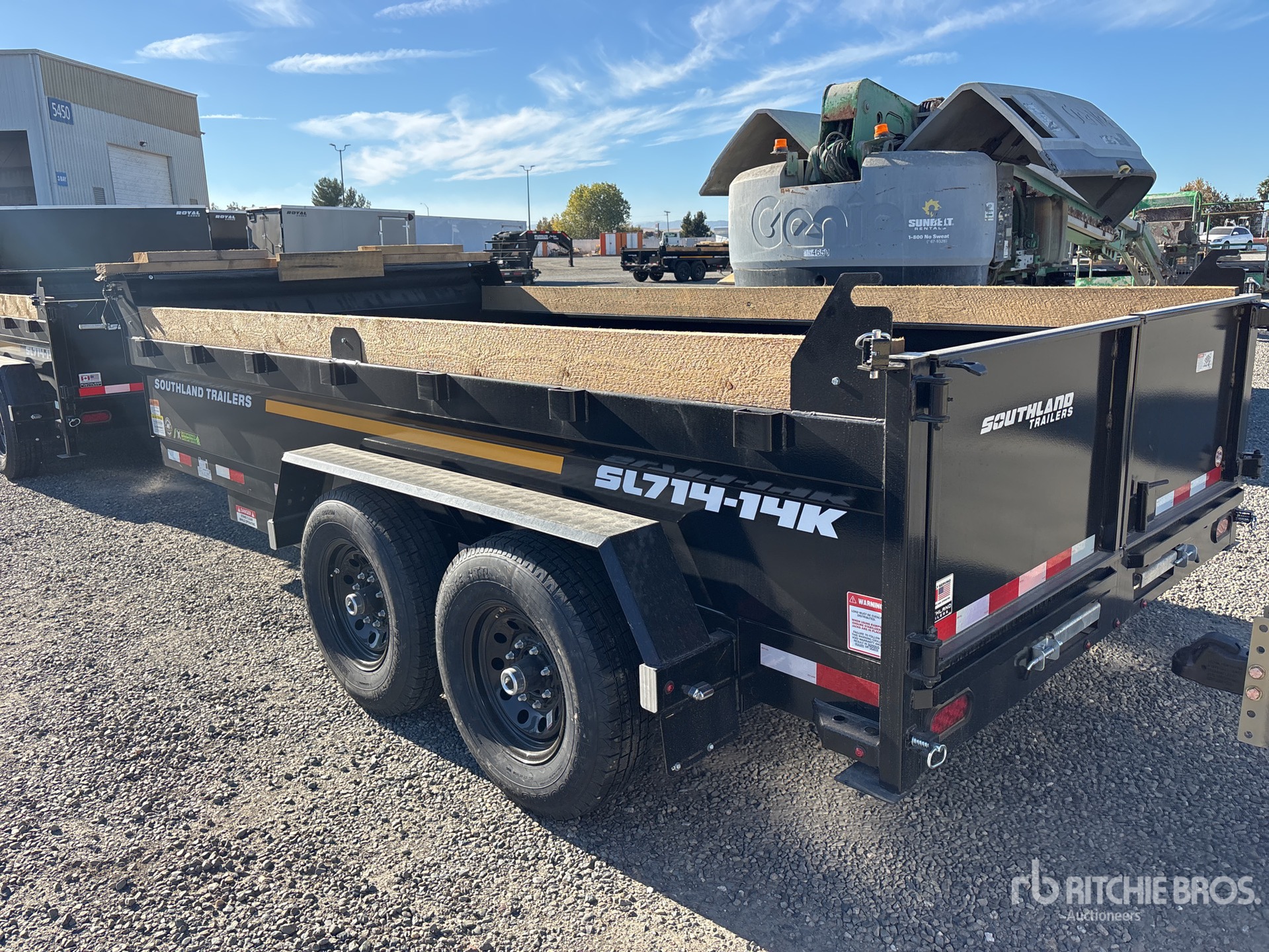 General Appearance with Bild, Ecke hinten links