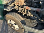 4 Underbody - Truck with 