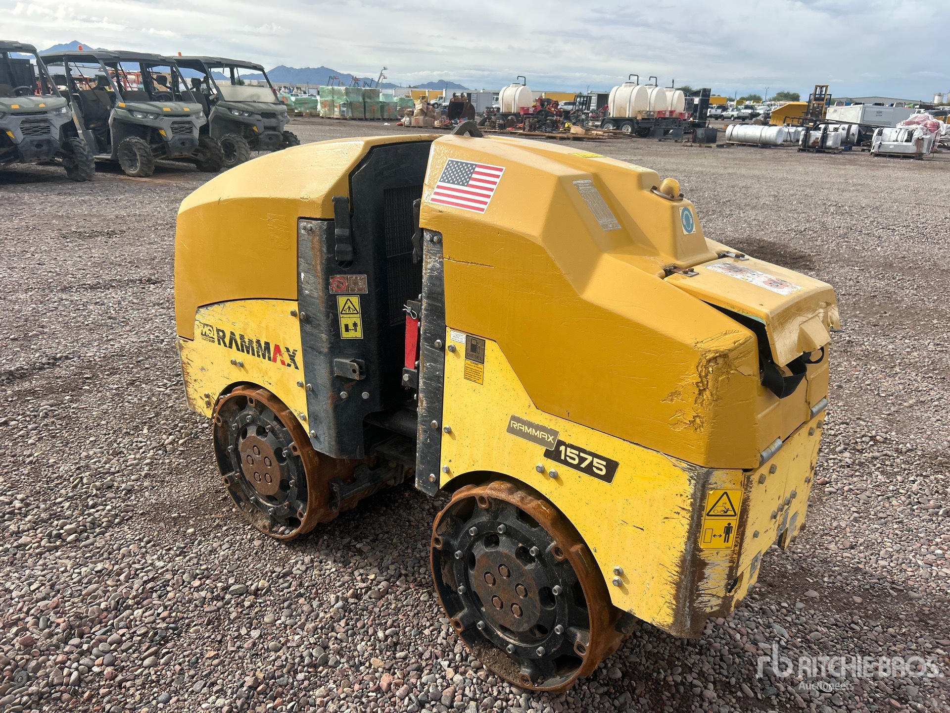 General Appearance with Picture, Left Rear Corner