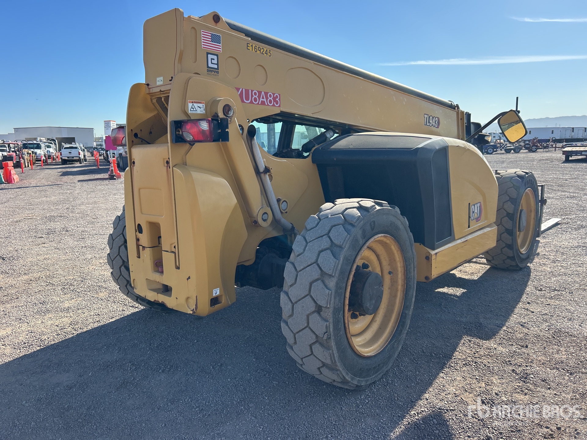 General Appearance with Picture, Right Rear Corner