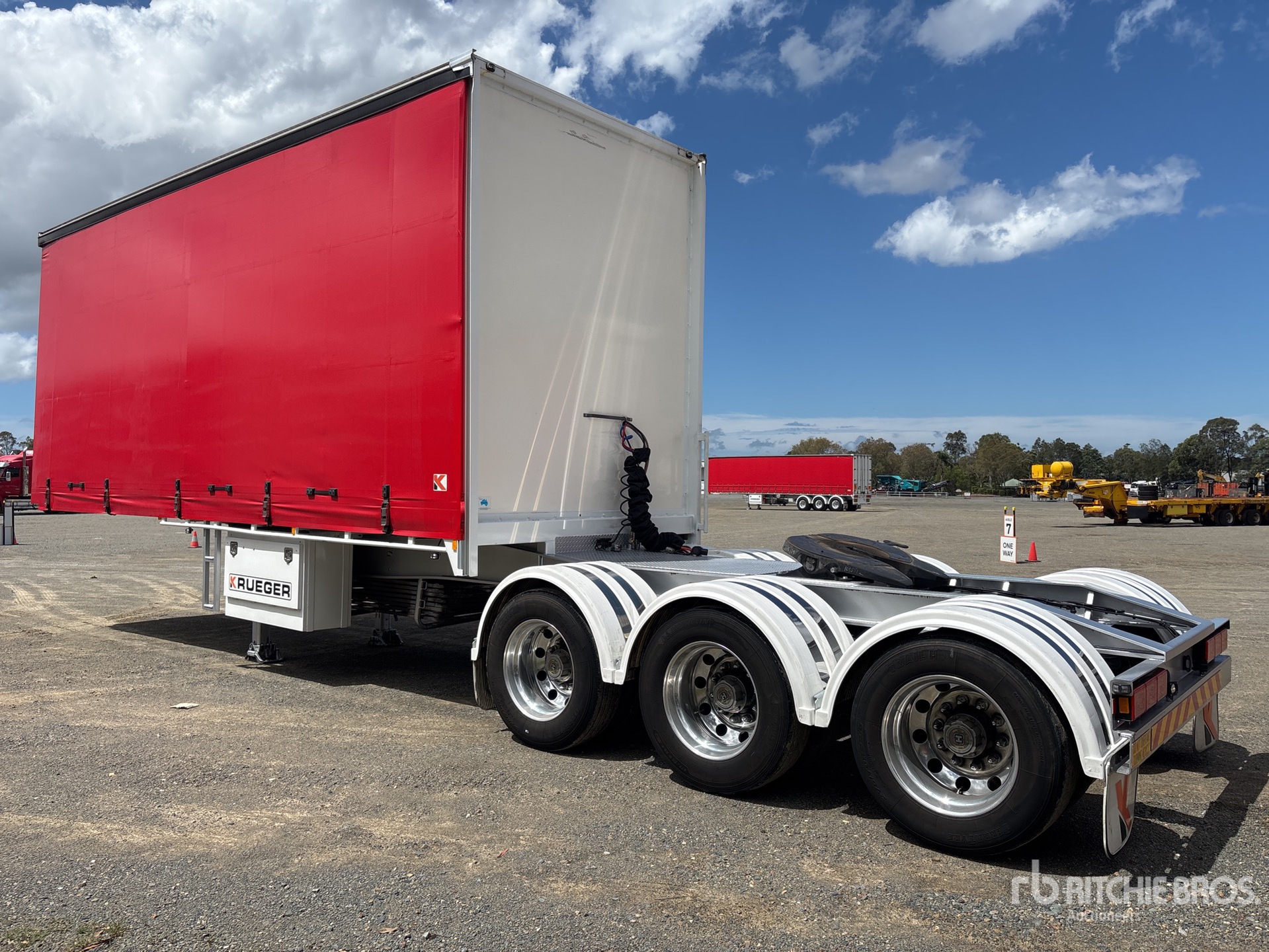 General Appearance with Foto, angolo anteriore destro