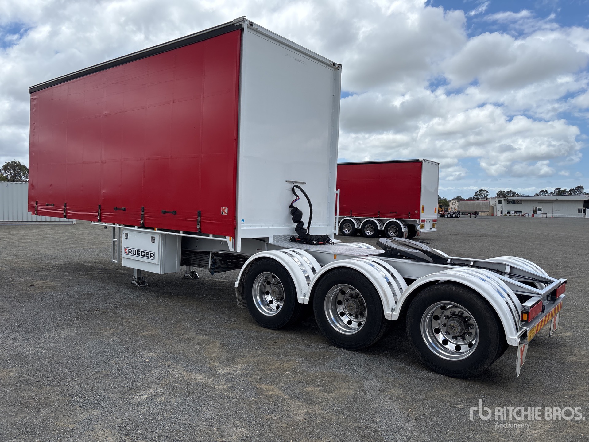 Aspect général with Image, coin arrière droit