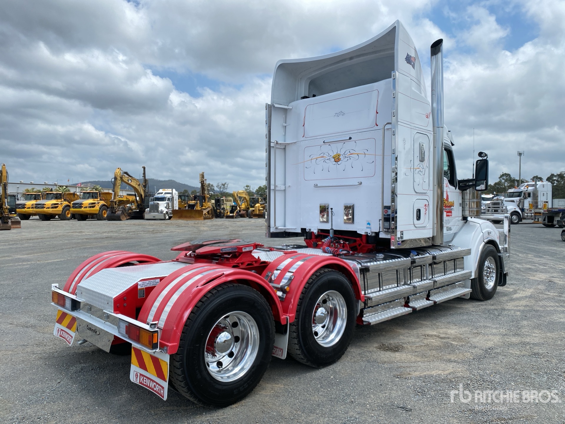 General Appearance with Picture, Left Rear Corner