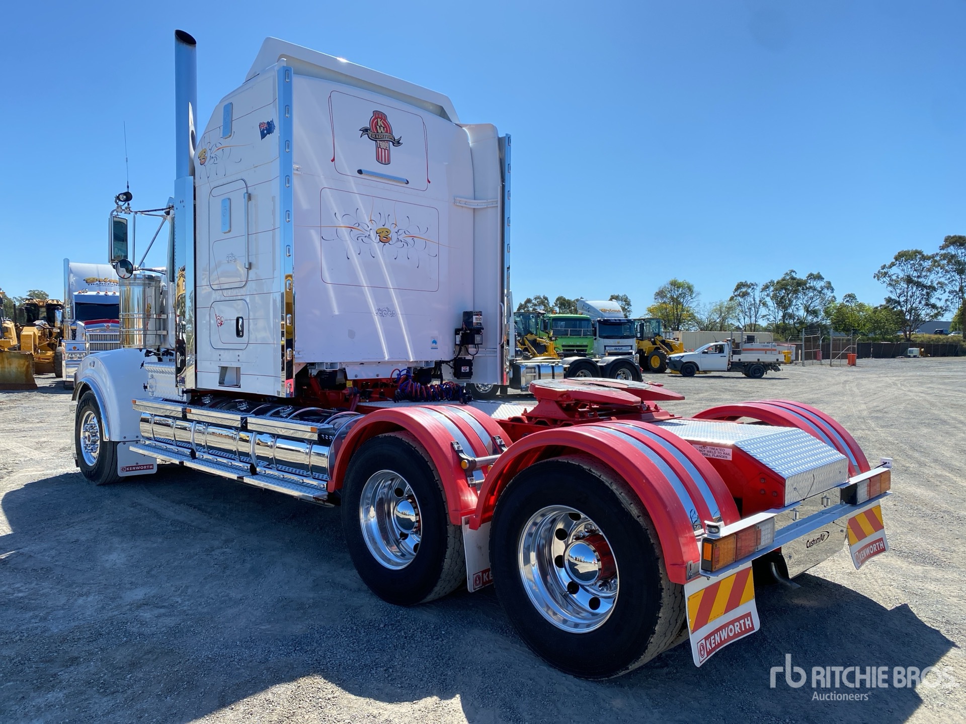 General Appearance with Picture, Right Rear Corner