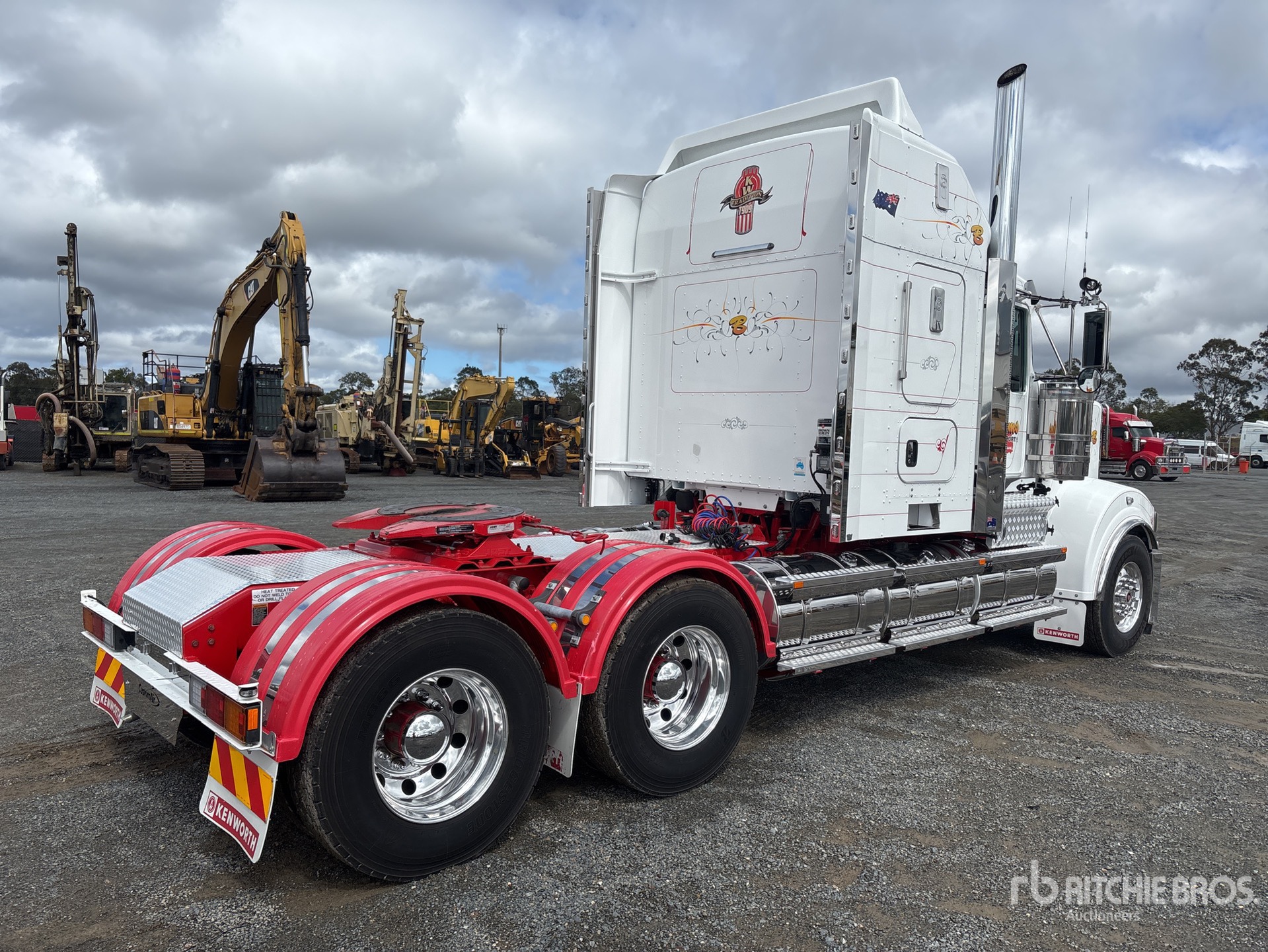 General Appearance with Picture, Left Rear Corner