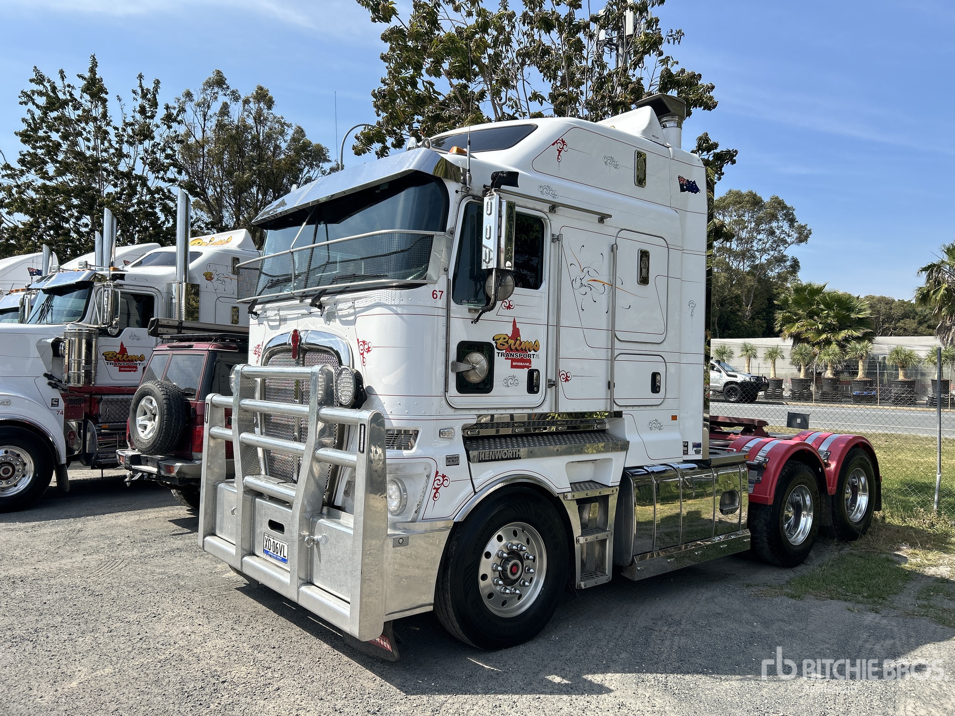 General Appearance with Picture, Right Front Corner