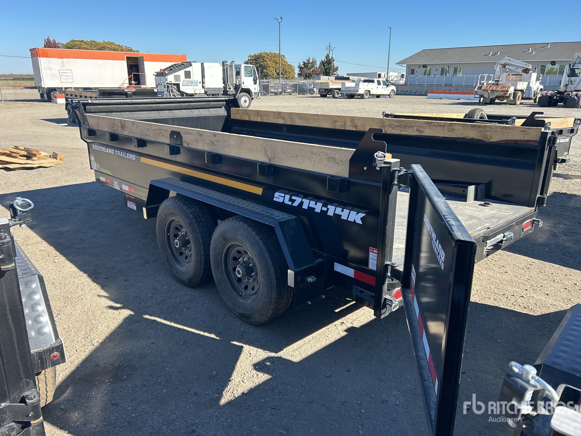 General Appearance with Imagen: esquina trasera izquierda