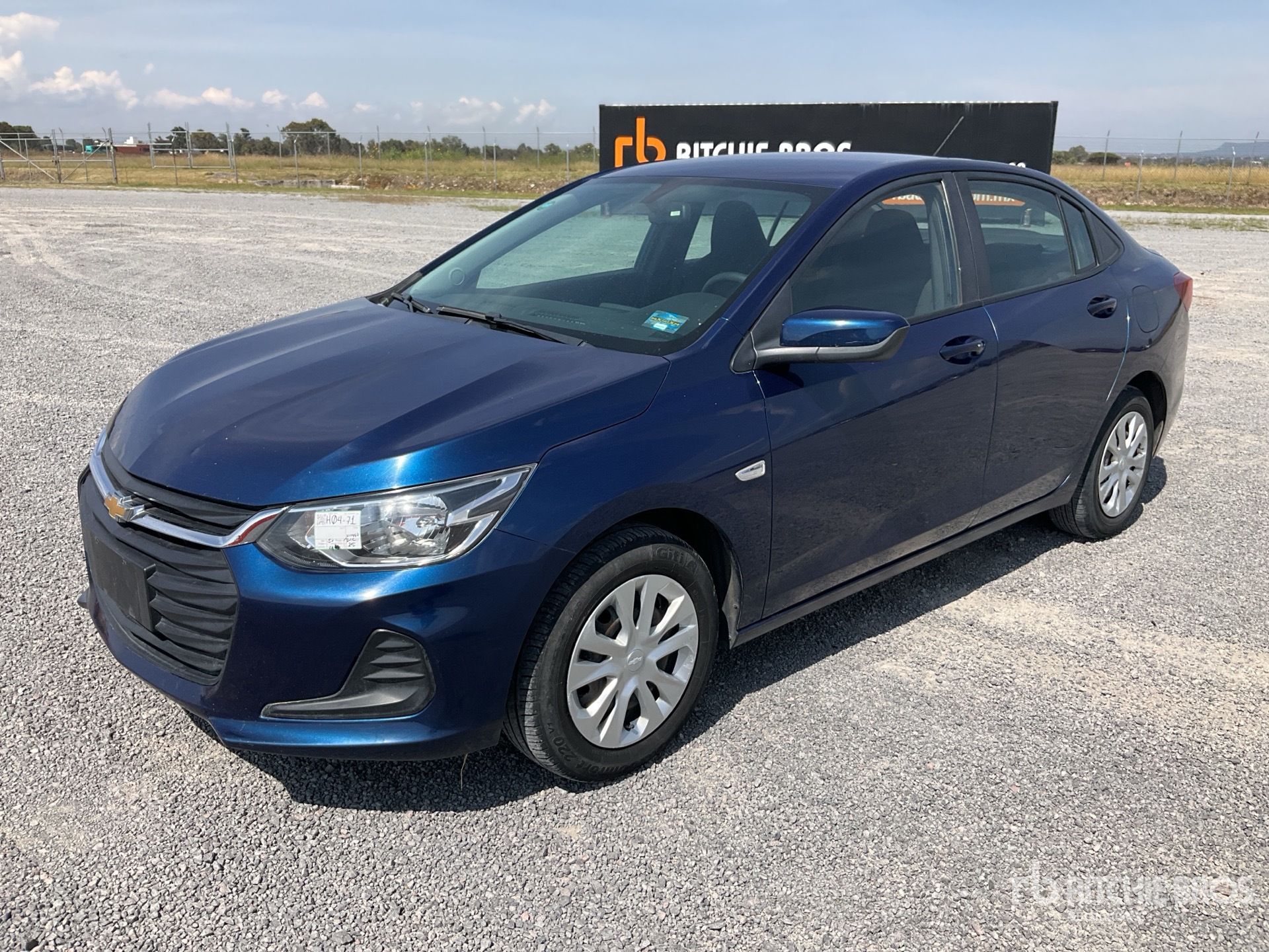 General Appearance with Picture, Left Front Corner