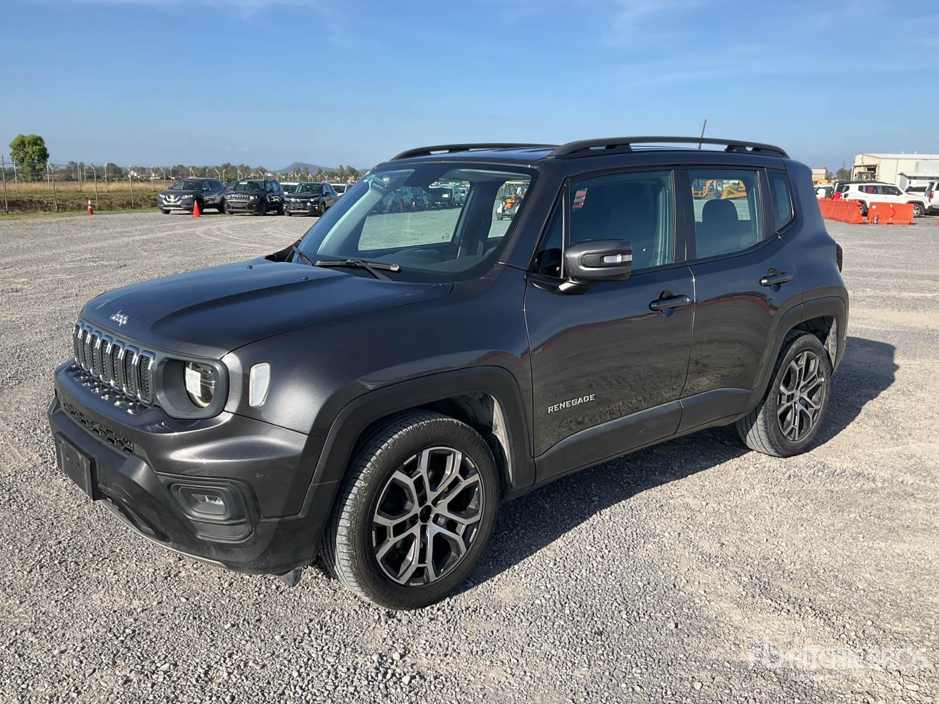 General Appearance with Featured Photo