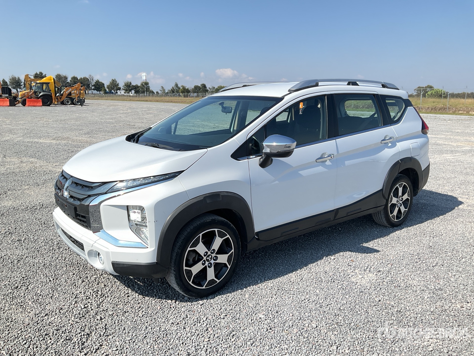 General Appearance with Featured Photo