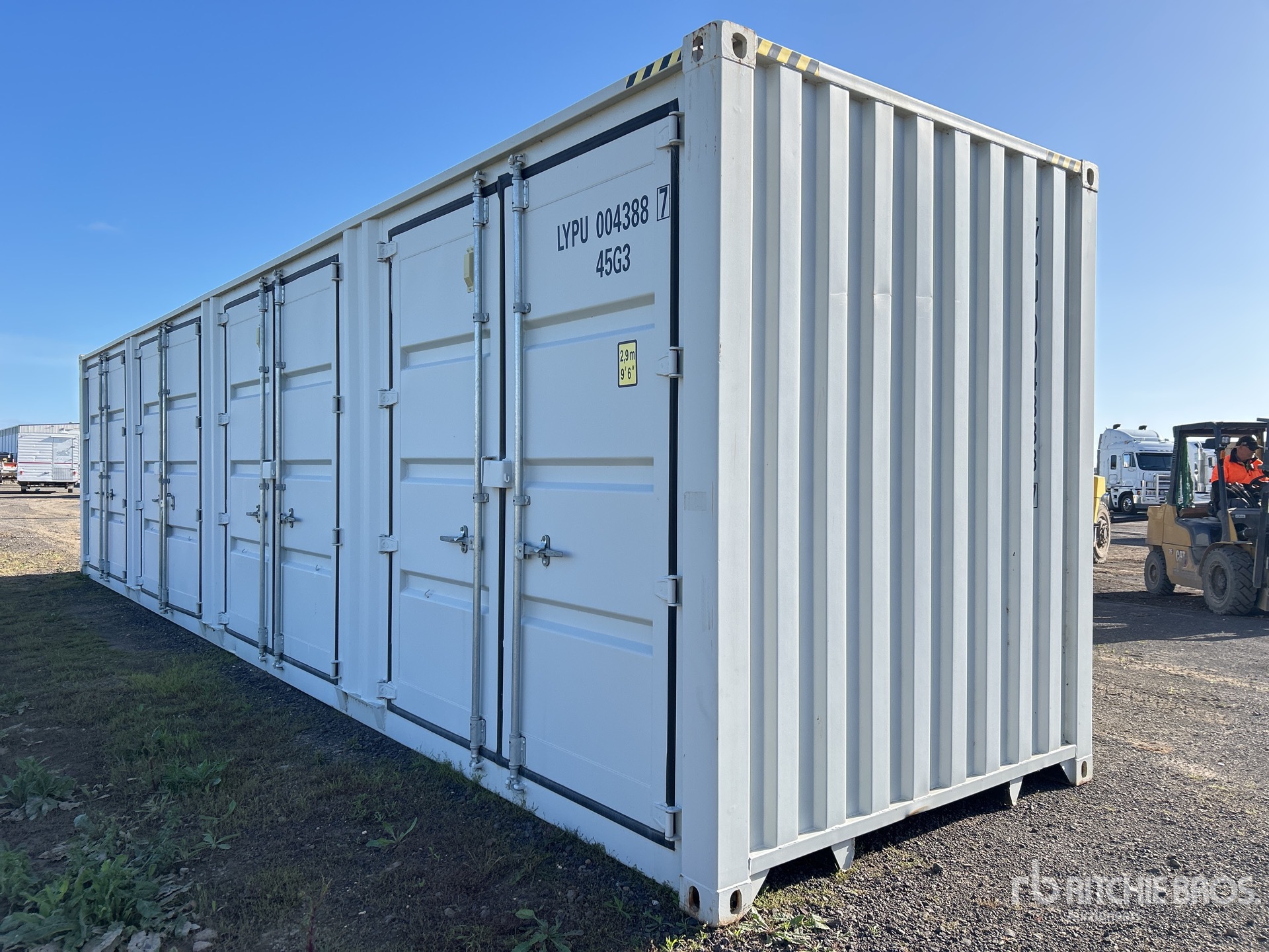 General Appearance with Picture, Left Rear Corner