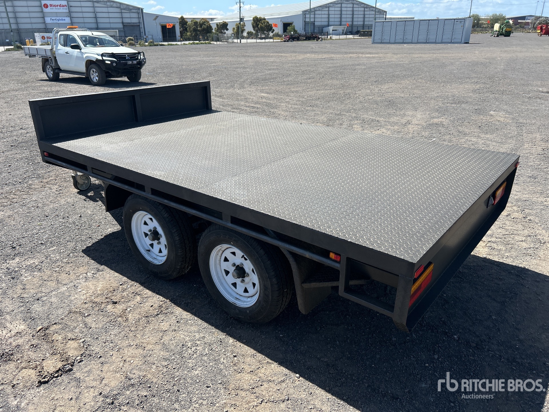 General Appearance with Picture, Right Rear Corner