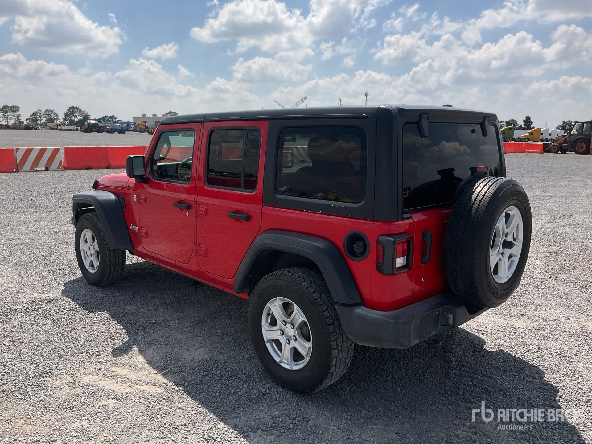 General Appearance with Picture, Left Rear Corner