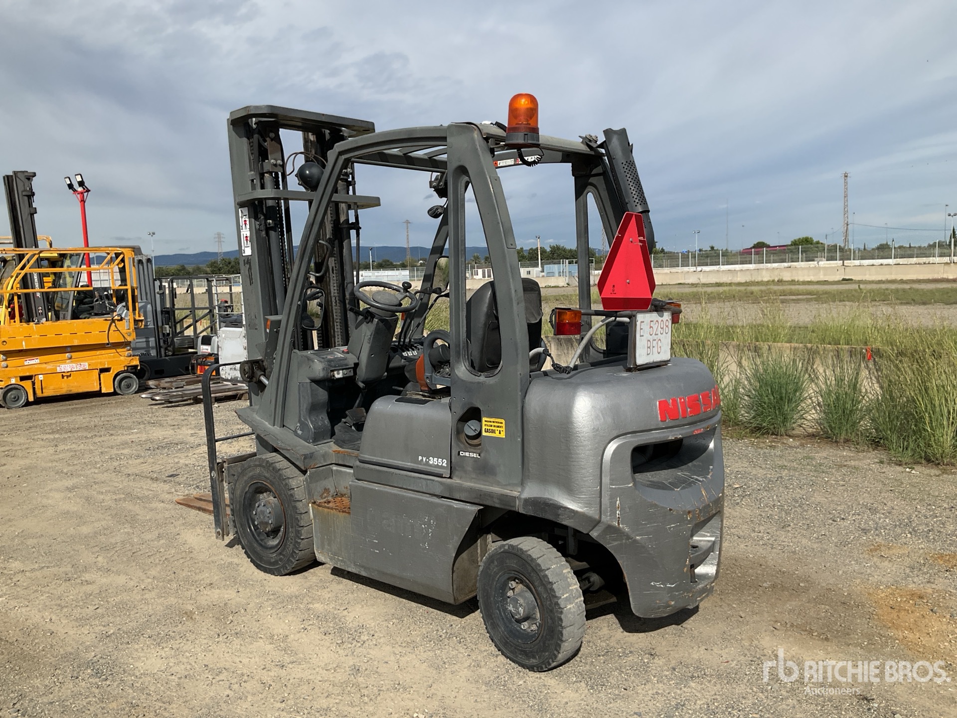 Aspect général with Image, coin arrière gauche