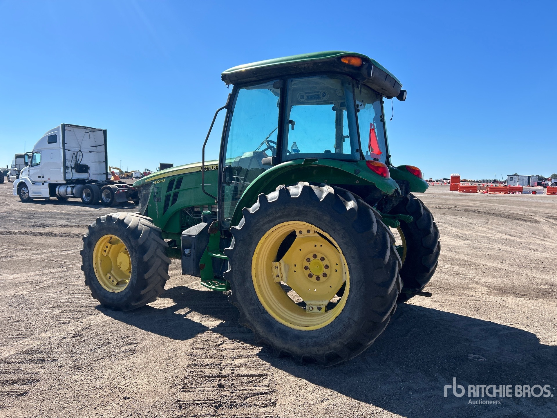 General Appearance with Imagen: esquina trasera izquierda