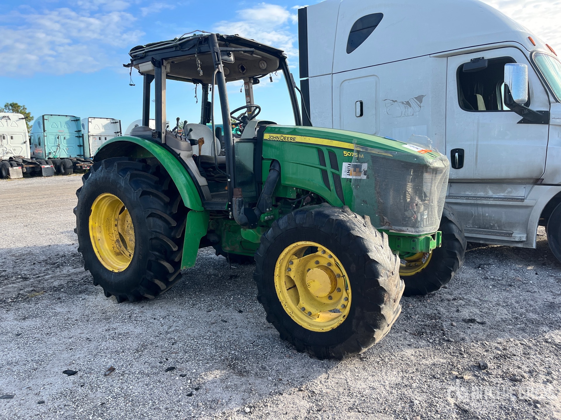 General Appearance with Picture, Right Front Corner