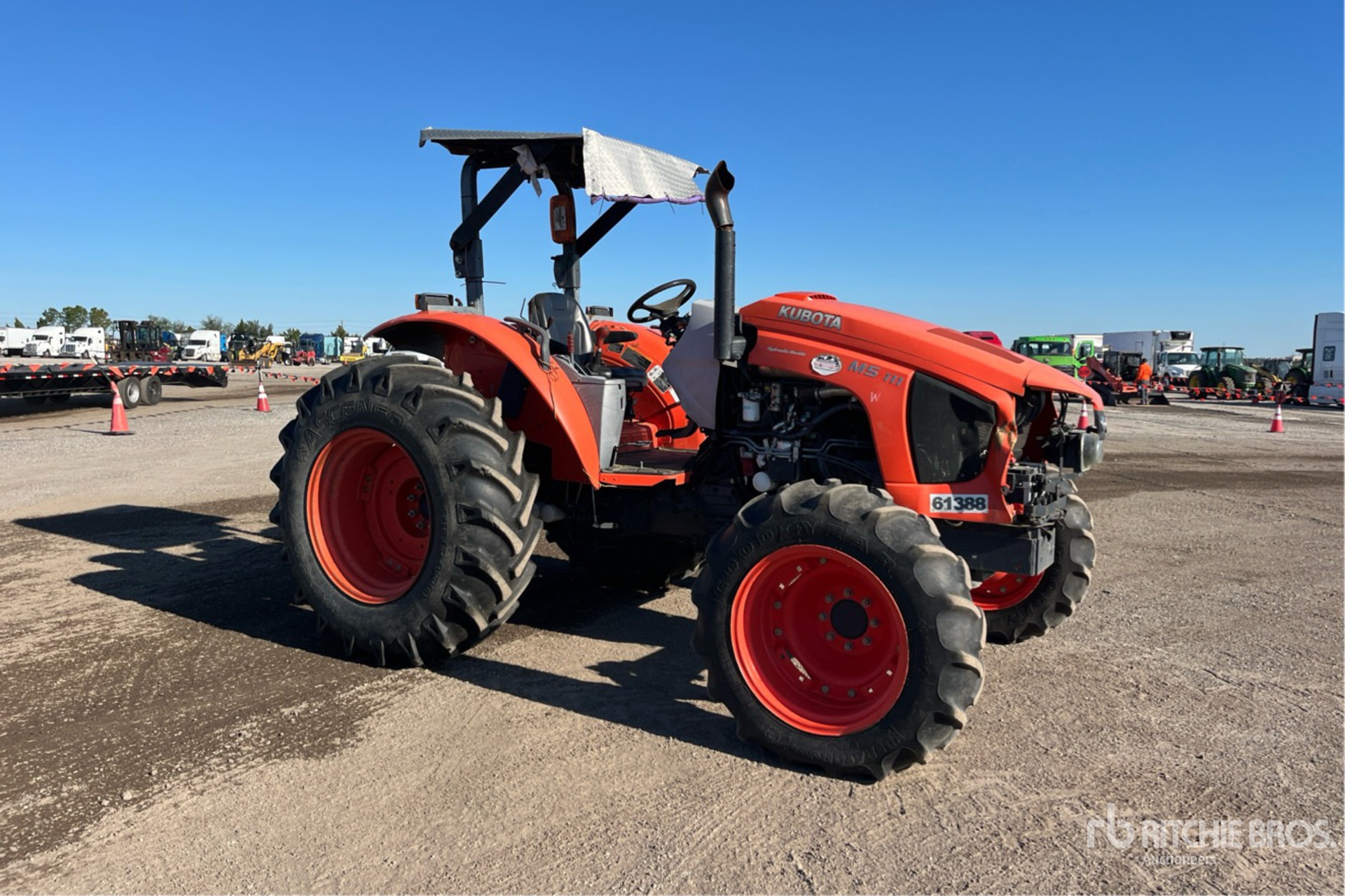 General Appearance with Picture, Right Front Corner