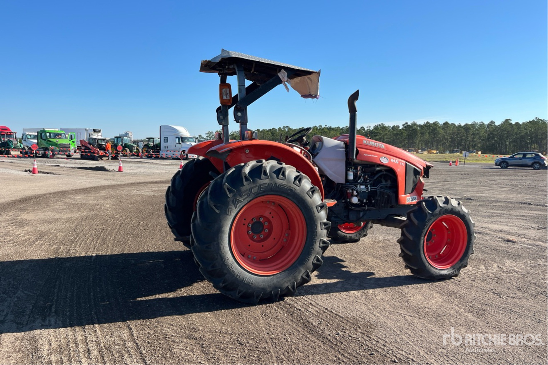 General Appearance with Picture, Right Rear Corner