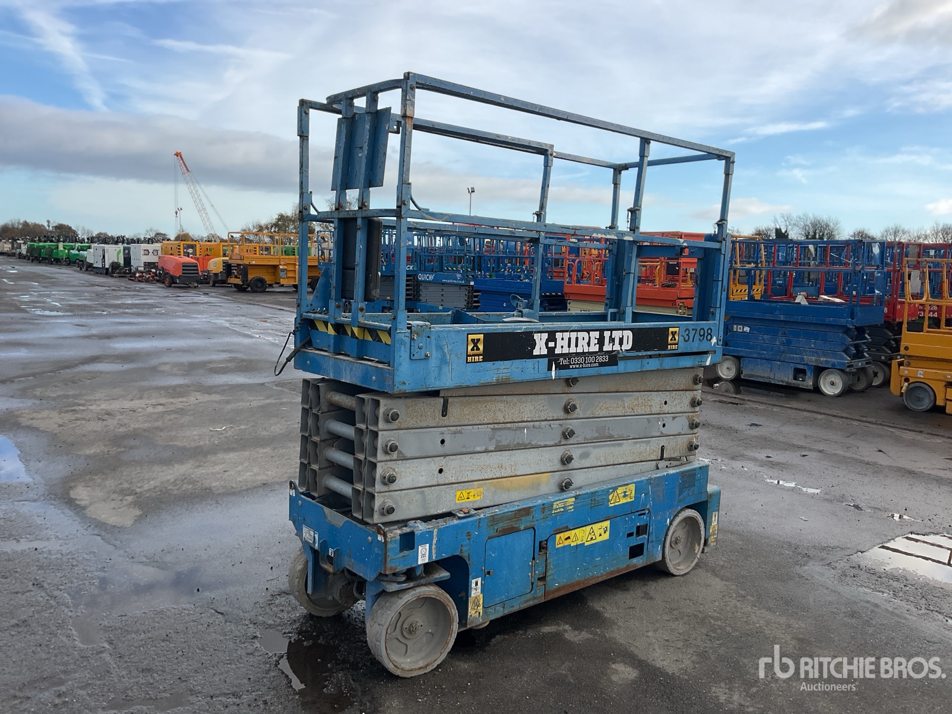 General Appearance with Picture, Left Front Corner