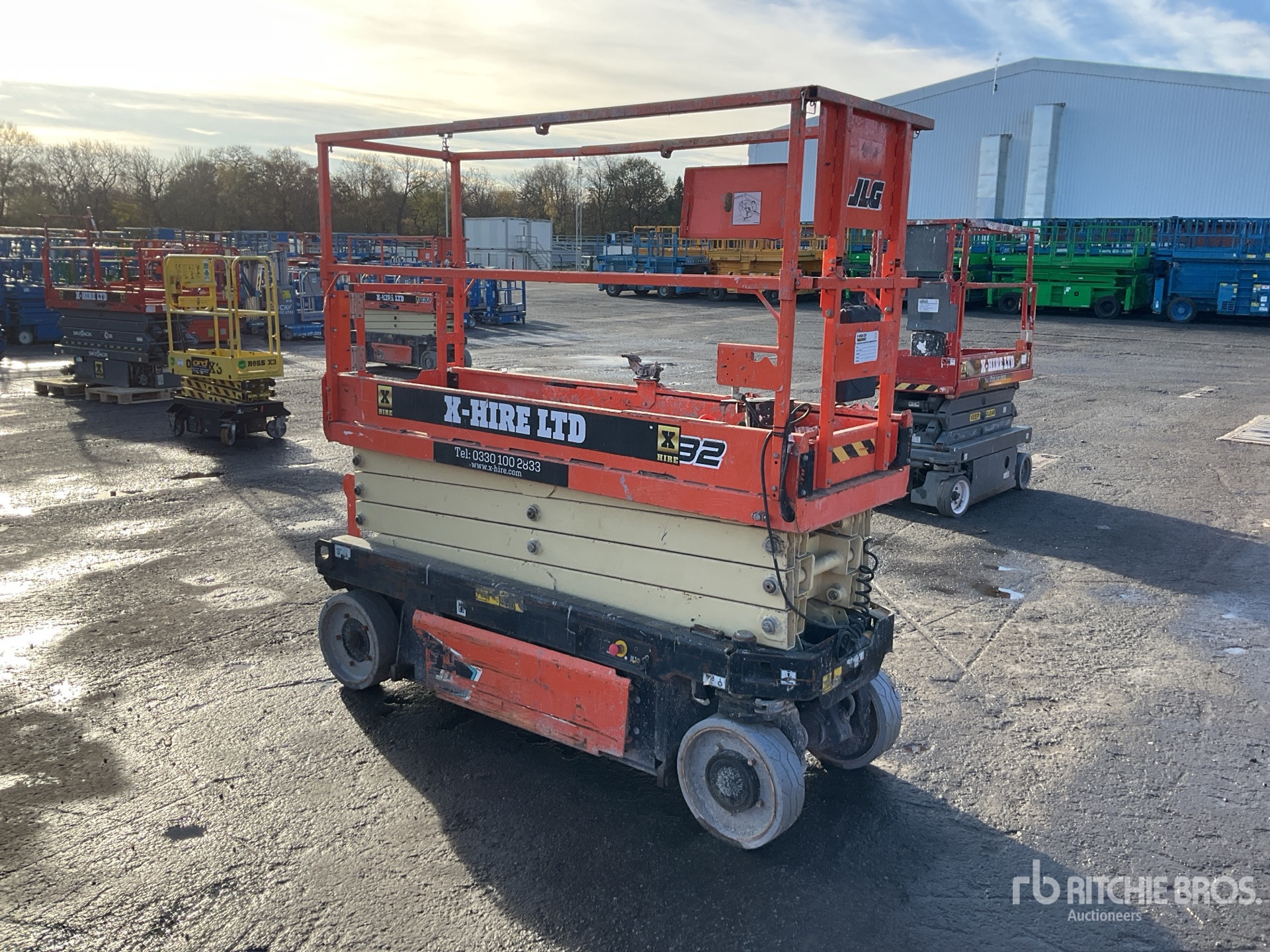 General Appearance with Picture, Right Front Corner